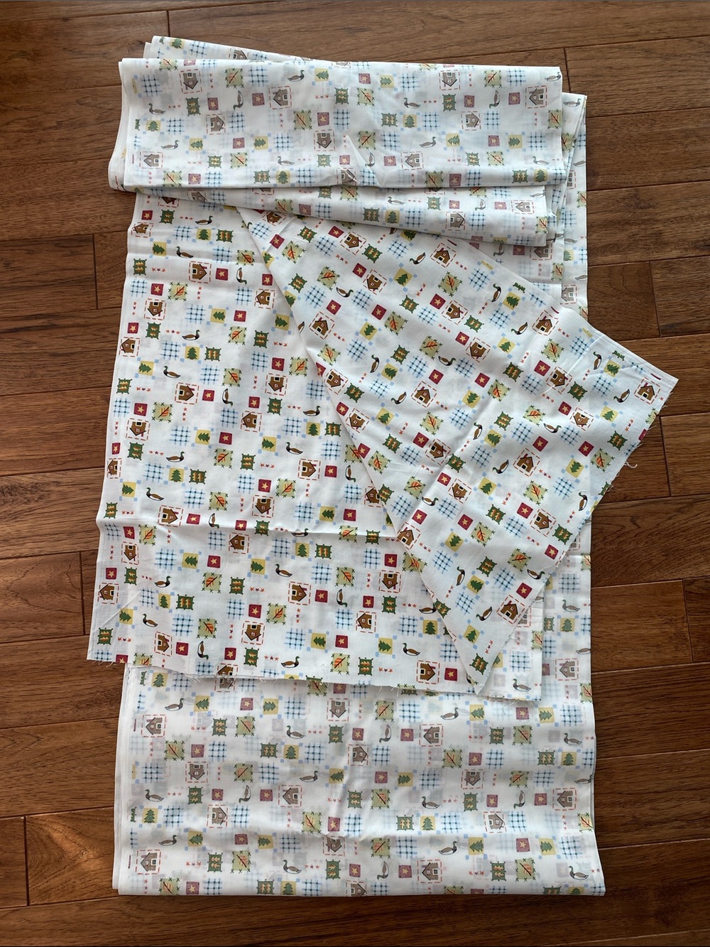 22 ft. long Cabin, Duck & Foliage Fabric Panel